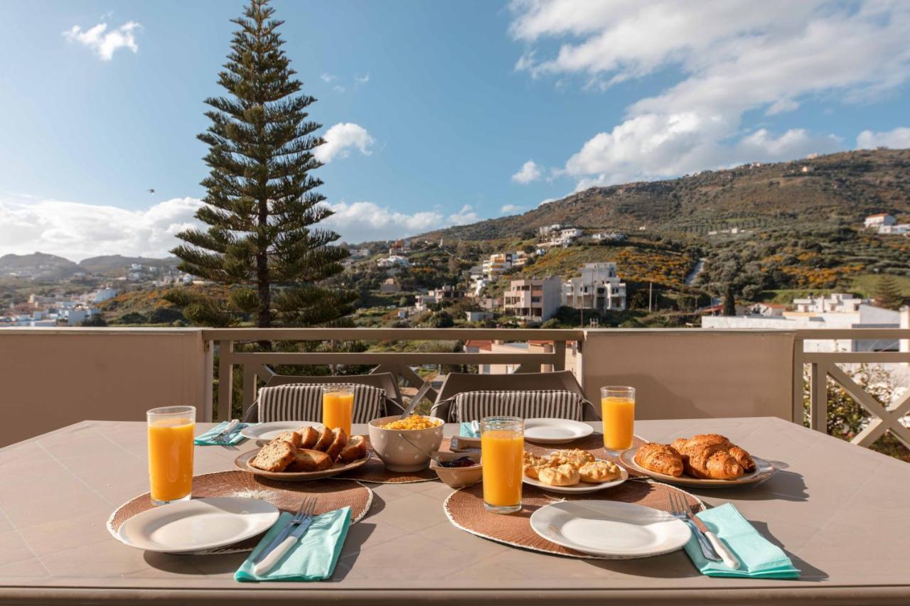 Villa Melenia For Family Holidays By The Beach Agia Pelagia  Exterior photo