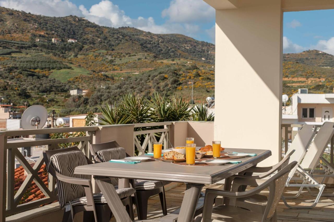 Villa Melenia For Family Holidays By The Beach Agia Pelagia  Exterior photo