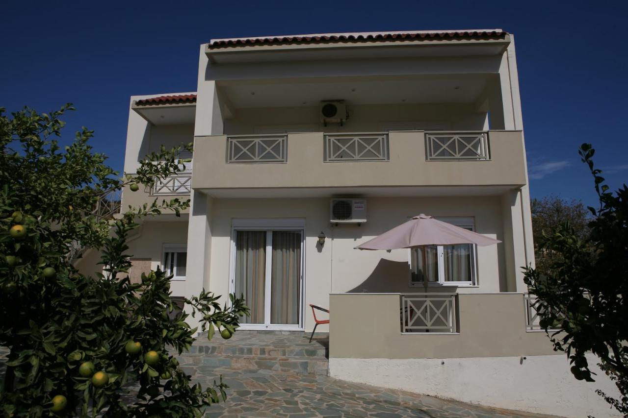 Villa Melenia For Family Holidays By The Beach Agia Pelagia  Exterior photo