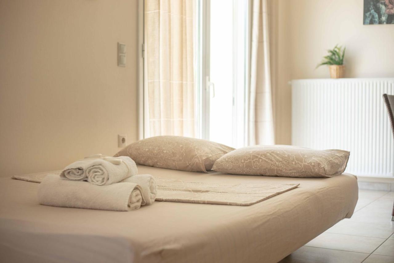 Villa Melenia For Family Holidays By The Beach Agia Pelagia  Exterior photo